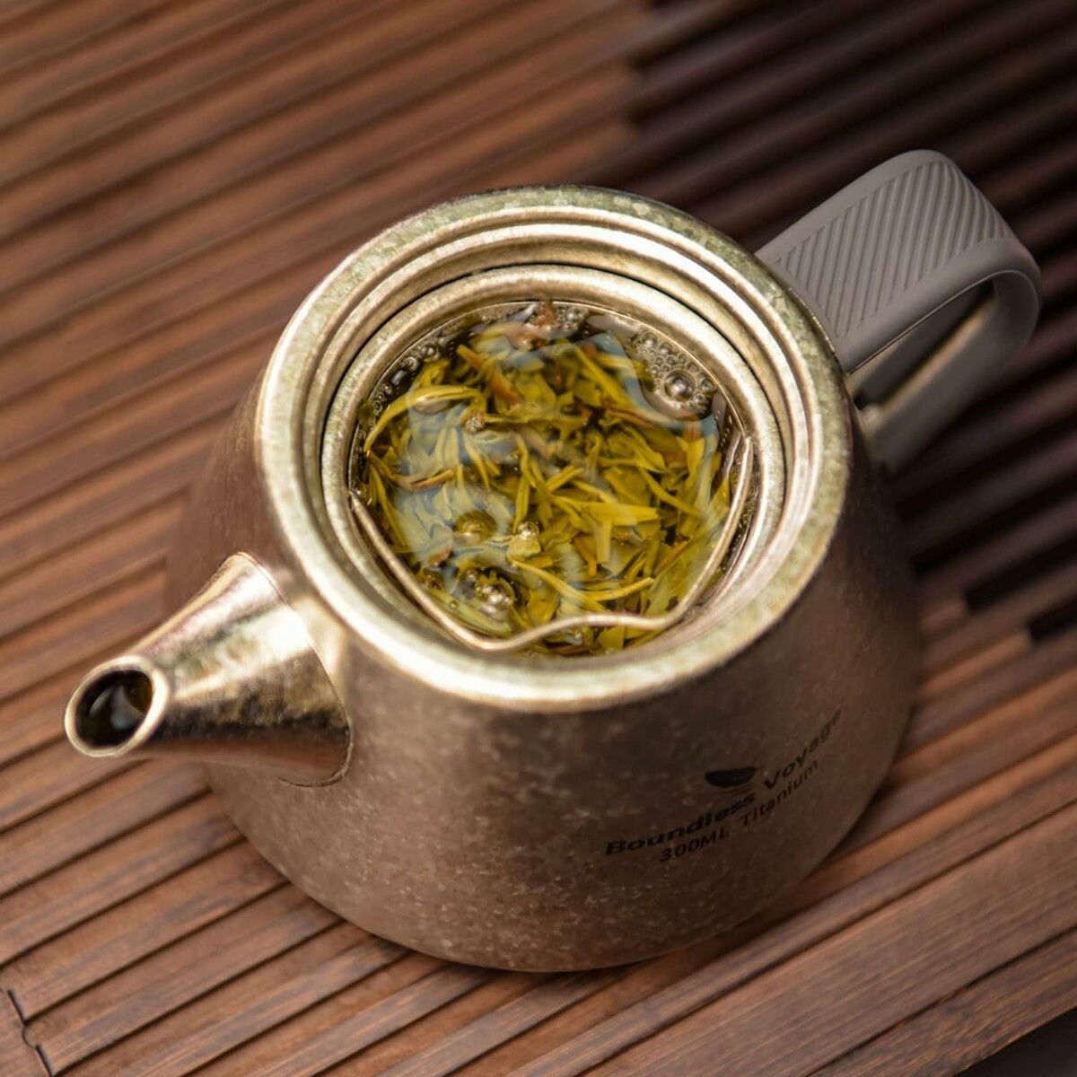 キャンプ 紅茶