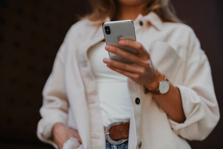 スマートフォン