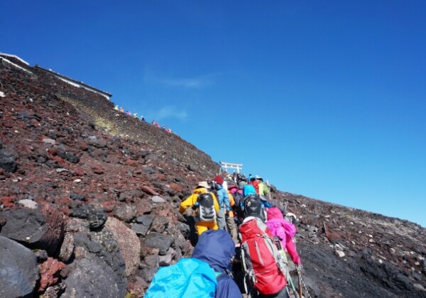 登山