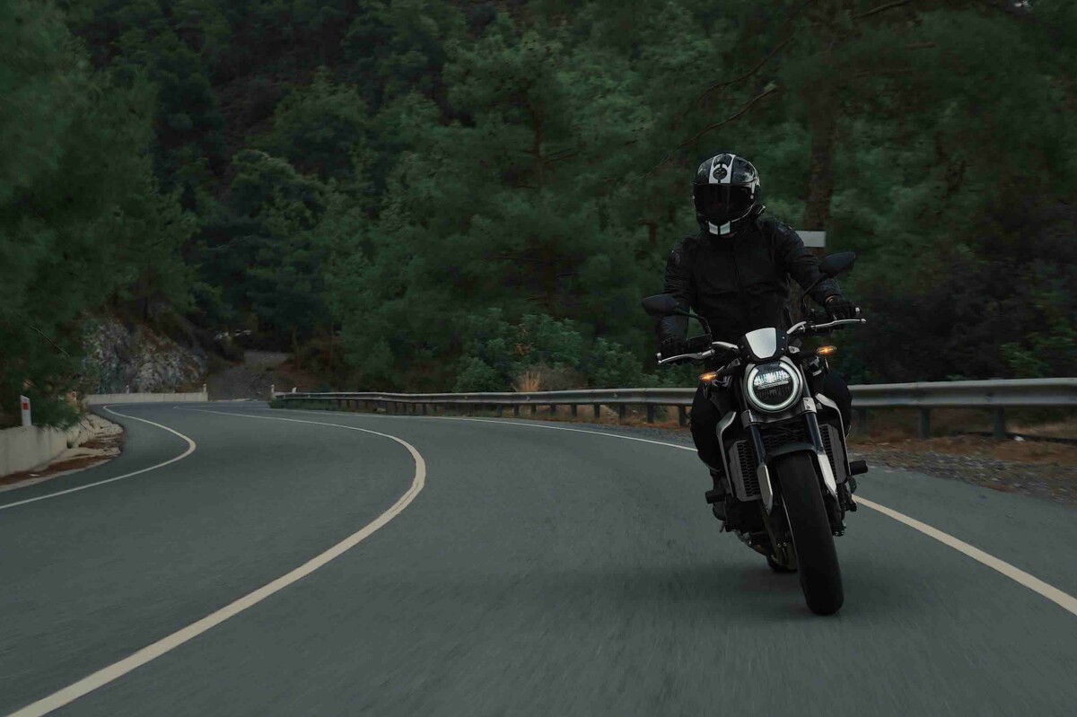 バイク用ゴーグルおすすめ15選!メガネ用・レトロタイプ・度付きゴーグルなど!