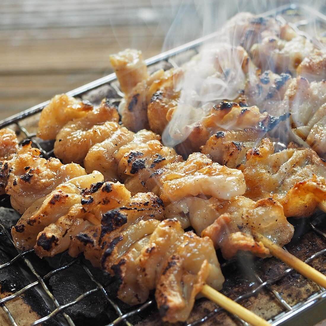 キャンプにおすすめの焼き鳥の作り方!串打ちのコツや焼き鳥タレ、アレンジレシピなど!